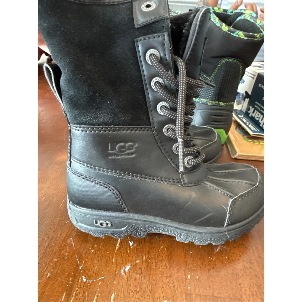 Ugg Big Kids Size 11 -Butte II CWR Boots Black -1098890K-